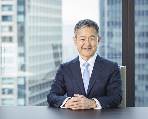 代表取締役社長 兼 CEO　長澤 和哉